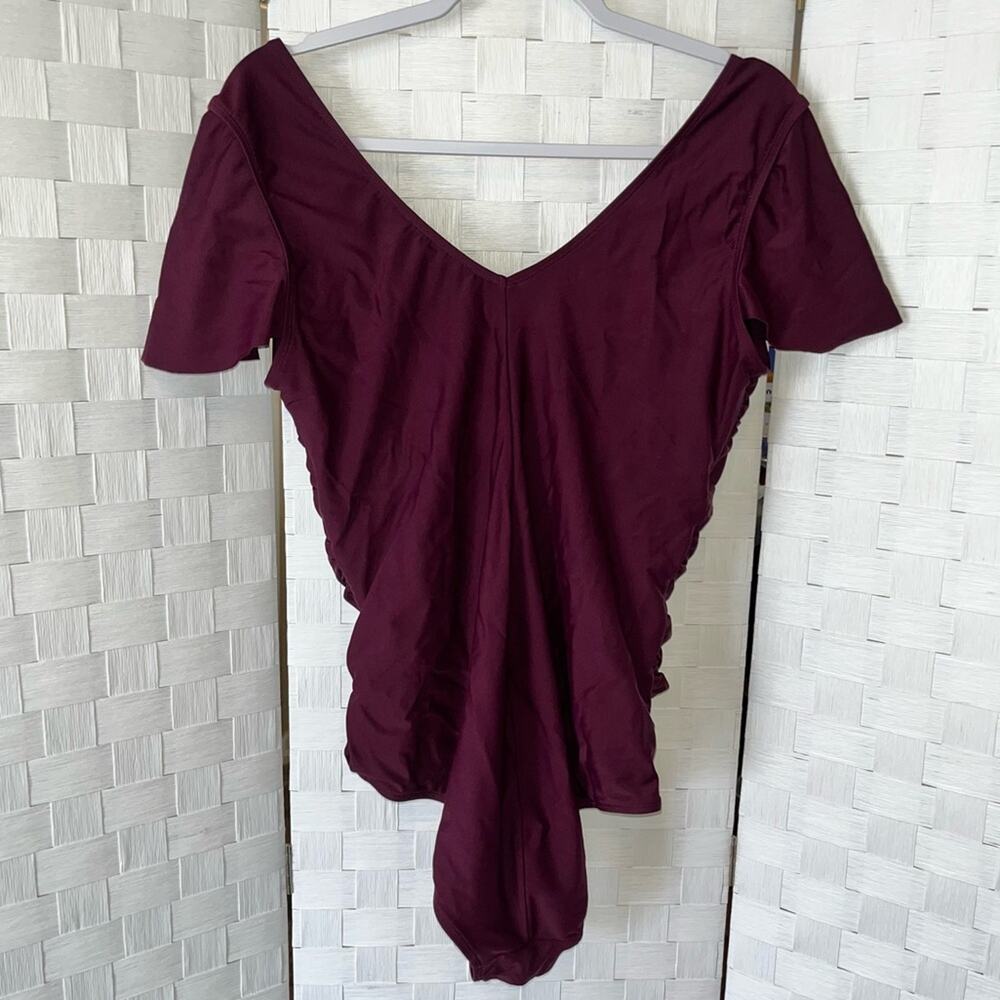 Torrid One Piece Wireless Flutter Sleeve Swimsuit Size 2X Grape Slimming Modest - Picture 5 of 10